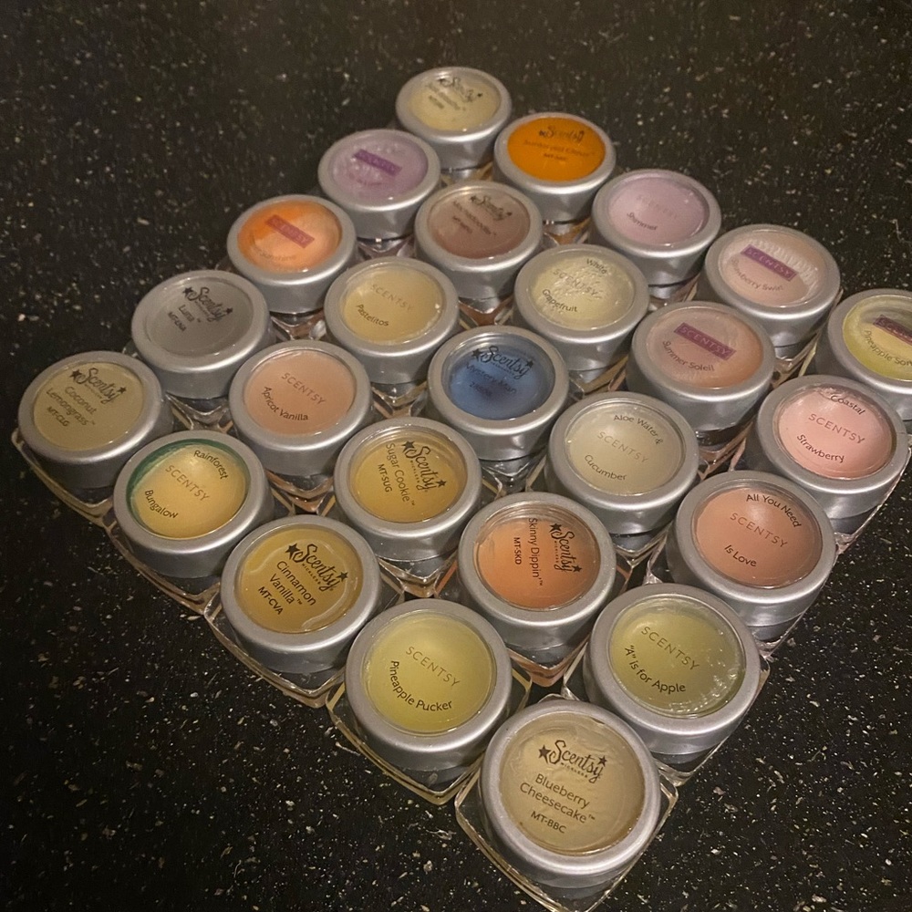 Scentsy Mini Tester Lot 25 Retired Fragrance Samples Wax Melt Bundle Set - Picture 4 of 4